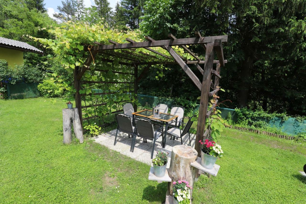 Adventure Cottage With Pool And Big Garden 블레드 외부 사진